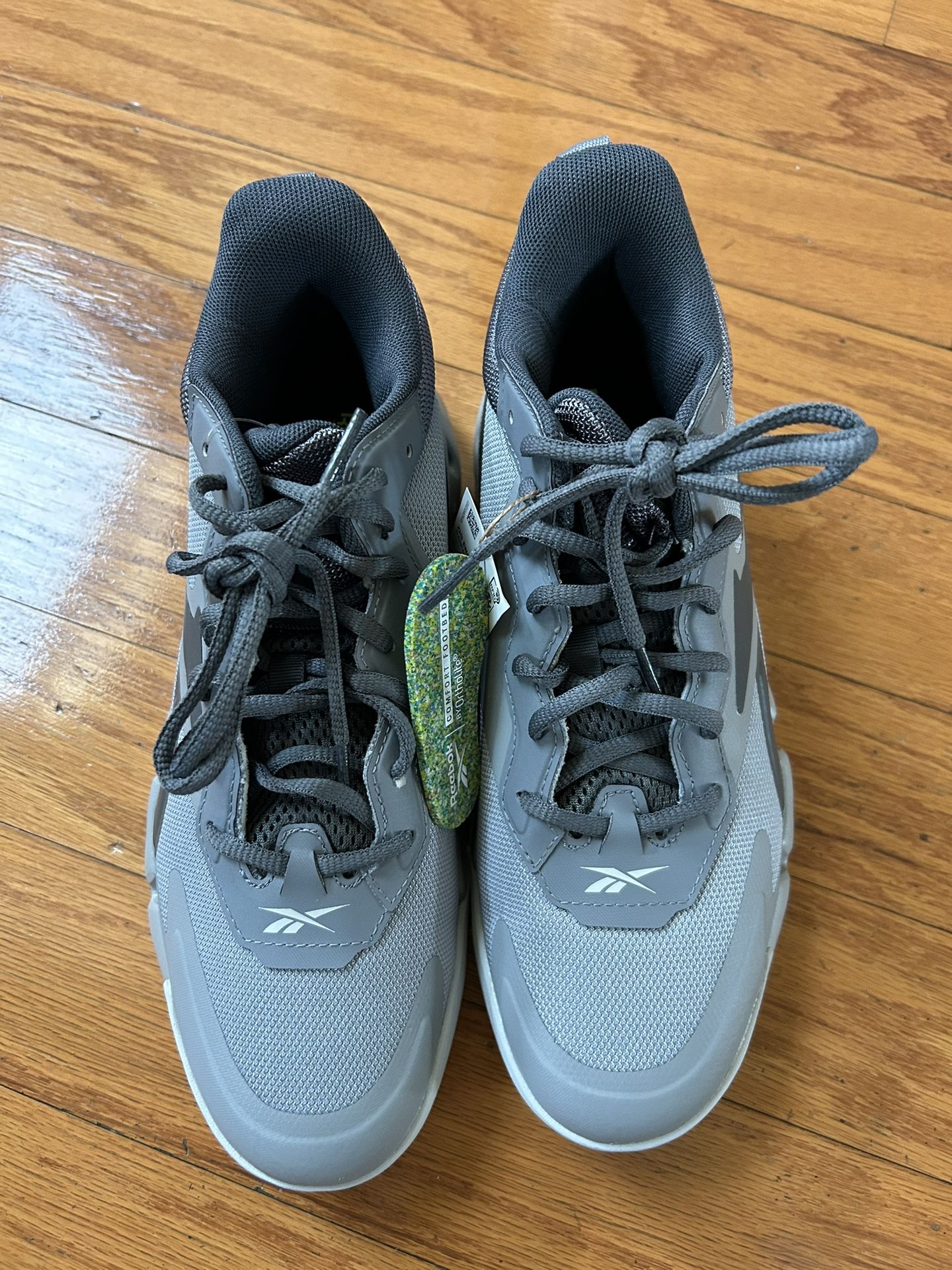 NWT Reebok men’s Zig Encore basketball shoes