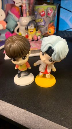 Tiny tan McDonald’s toys