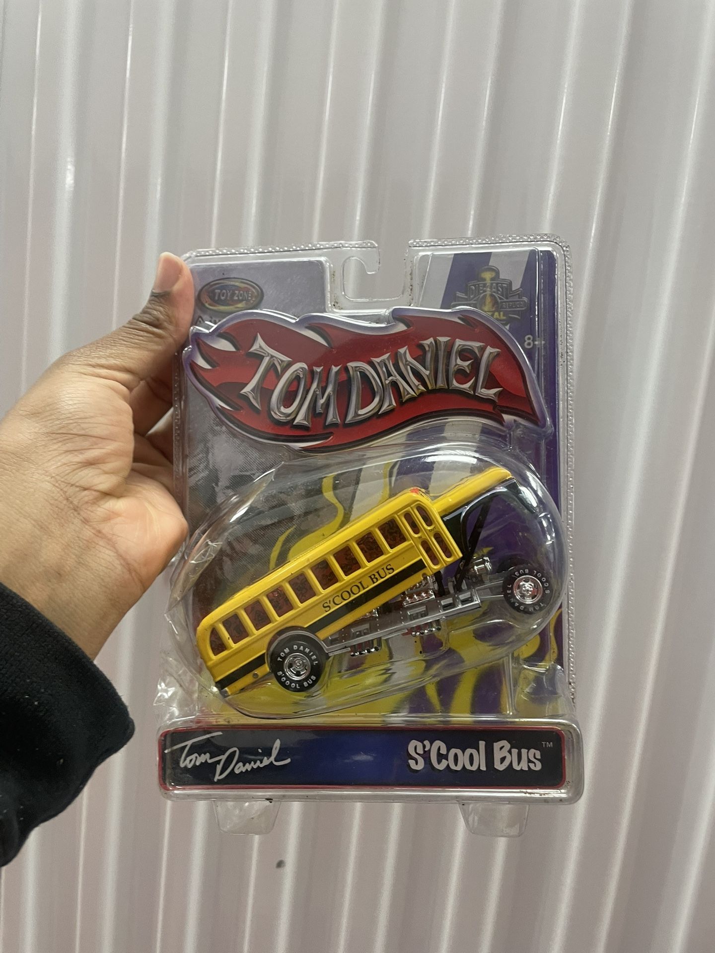 Tom Daniel S'Cool Bus Die Cast Toy Zone 1:43 School Bus Scale Replica Sealed