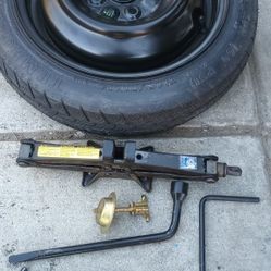 Spare Tire W/Jack Kit 14" Fits 1(contact info removed) Toyota Corolla Compact Donut.