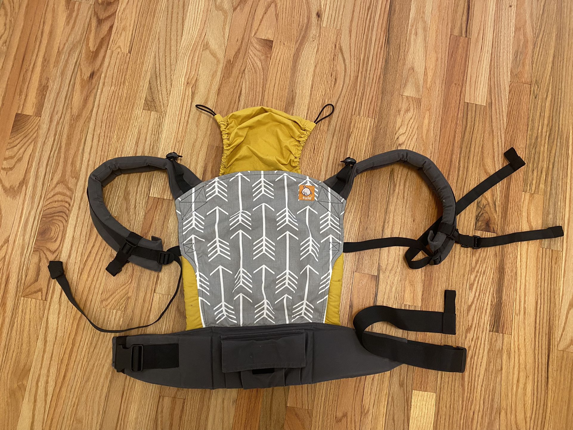 Tula Baby Carrier, Excellent Condition 