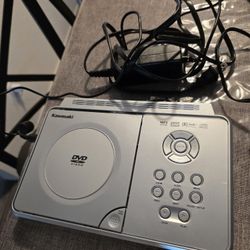 KAWASAKI mobile dvd system with dual 6.5 screens ( vea mis otras ofertas)