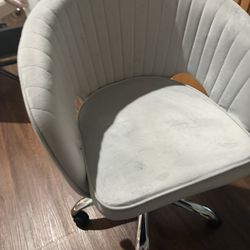 Vanity Chair