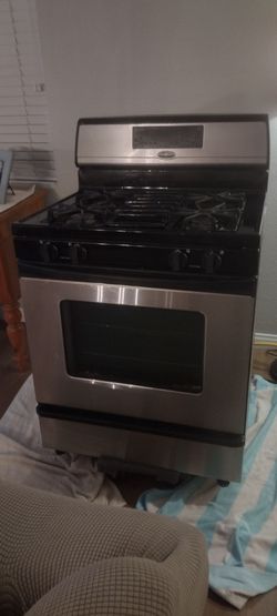 Whirlpool Gas Range $300.00