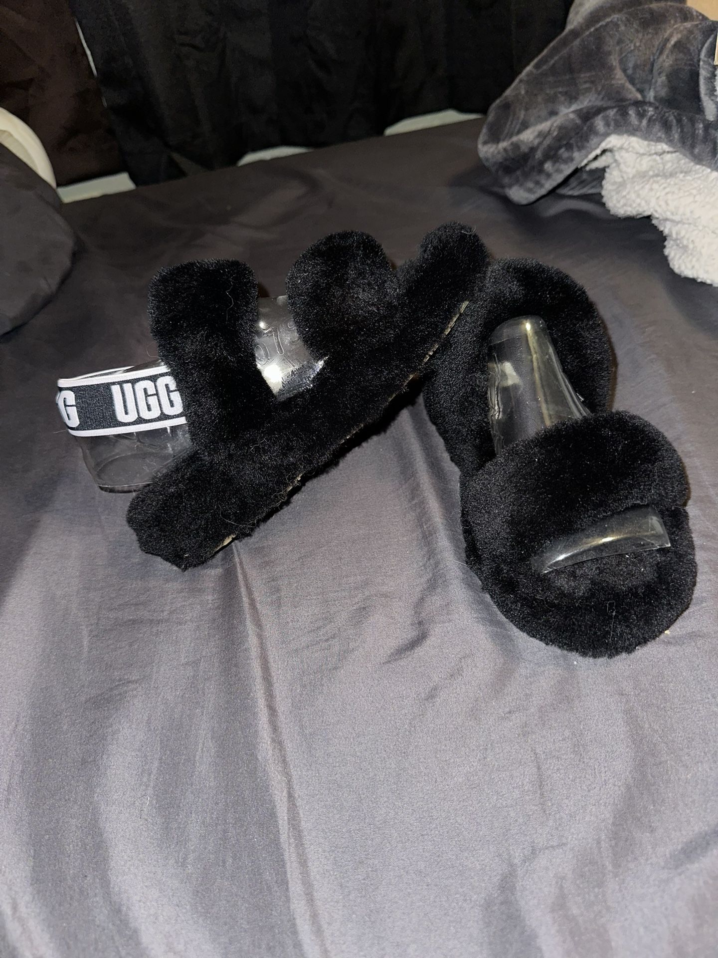 Ugg Fluff Slippers