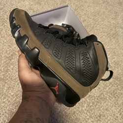 Jordan 9 size 10.5