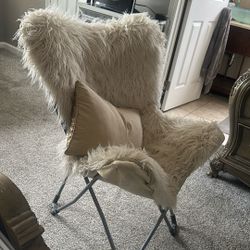 Dorm Chair 