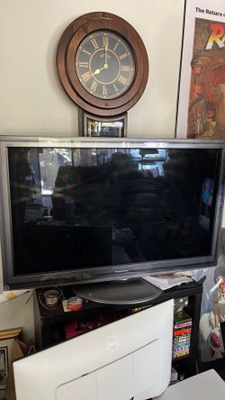 TV - 42 inches