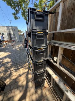 Dewalt boxes