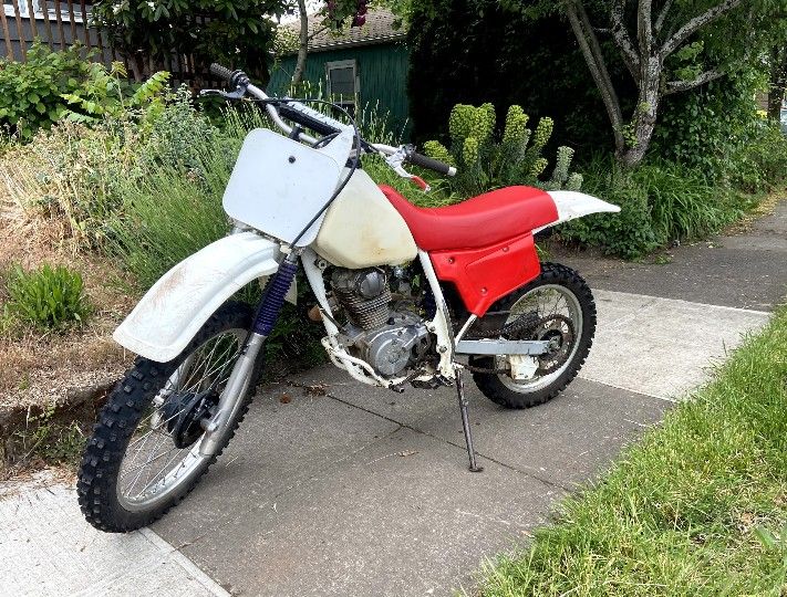 1996 xr200