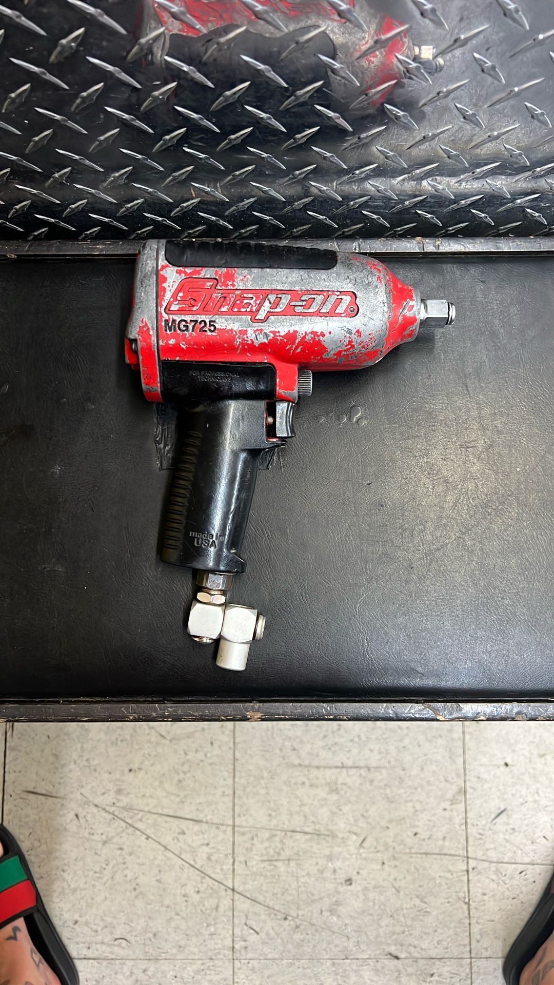 Snap On Snap-On Pneumatic Air 1/2” Impact Wrench MG725