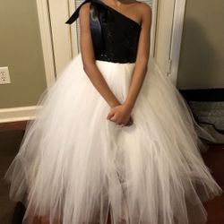 Girls Black/white Sequin Tulle Dresses Size 4, Size 7