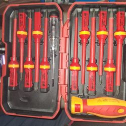 R'DEER 13pc 1000V  Insulated Electrician's Screwdriver Set