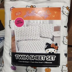 Hello Kitty Bed Sheets.