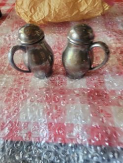 Silver Metal Salt and Pepper Shaker Set