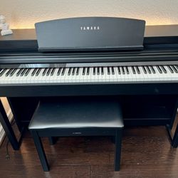 Yamaha Clavinova CSP-170 Piano