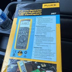 Fluke multi Meter