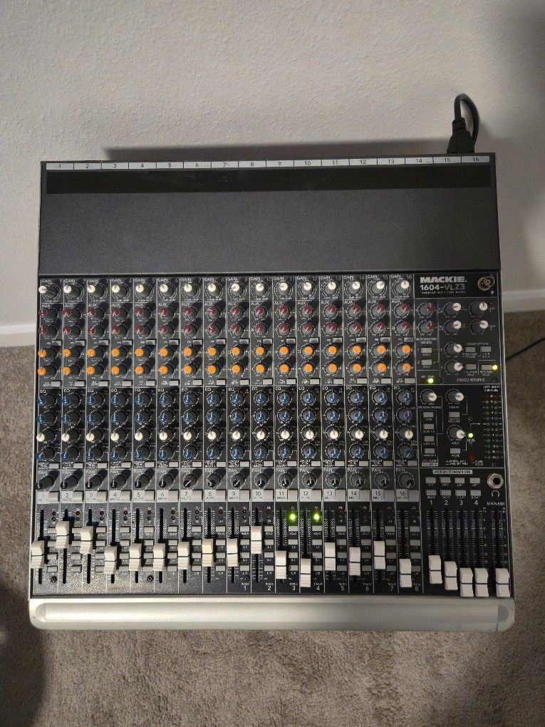 Mackie Mixer 1604