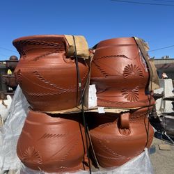 XL Clay Pots $130.00 Each One 2X$250 22X23”