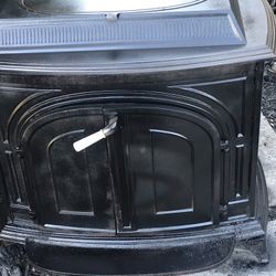 Woodstove. Very Heavy.  Handle. Little Hard To Turn Needs Oil