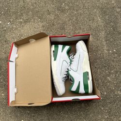 JORDAN 2/3 LOW LUCKY GREEN SZ 10.5 REPLACEMENT BOX/WORN ONCE
