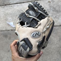 Baseball glove
