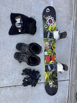 LIB Tech Skate Banana Snowboard Package – Size 11 Boots, Bindings, Oakley Goggles