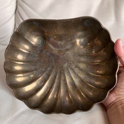 Brass Scallop Shell Decorative Bowl Trinket Jewelry Holder Vintage