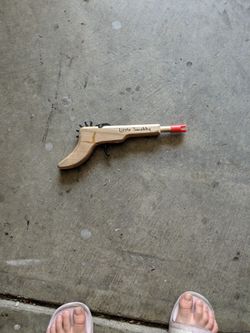 Rubber Band Gun With Rubber Bands