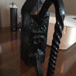 Antique Cast Iron # 16 Big & Very Heavy 15 Lb (price is firm)