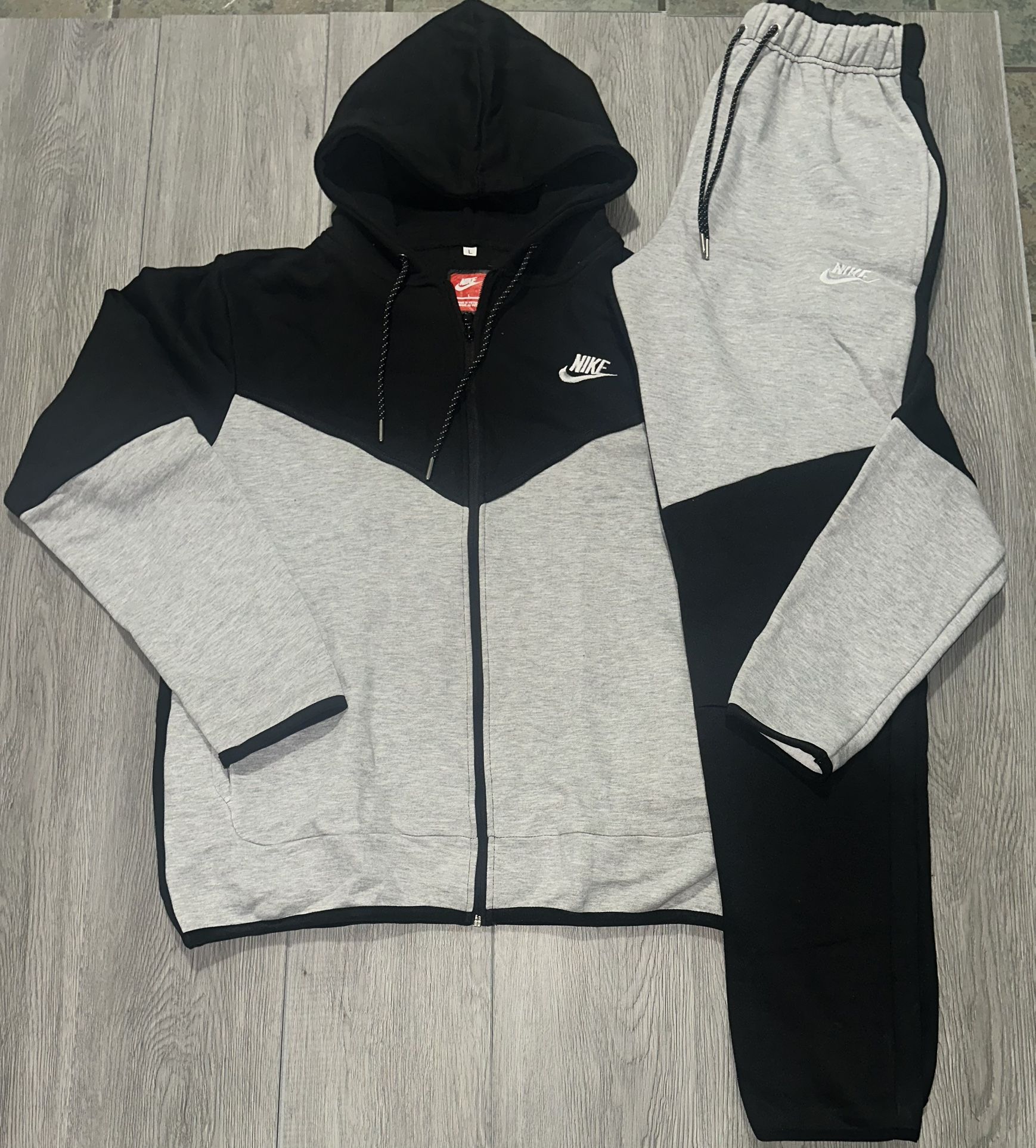 Nike Tech Tracksuits’s