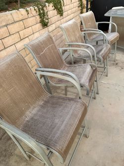 Free outdoor bar