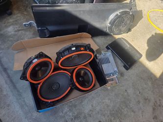 Toyota Tundra jbl audio system