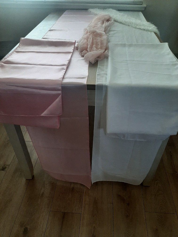 Table Linens And Accessories