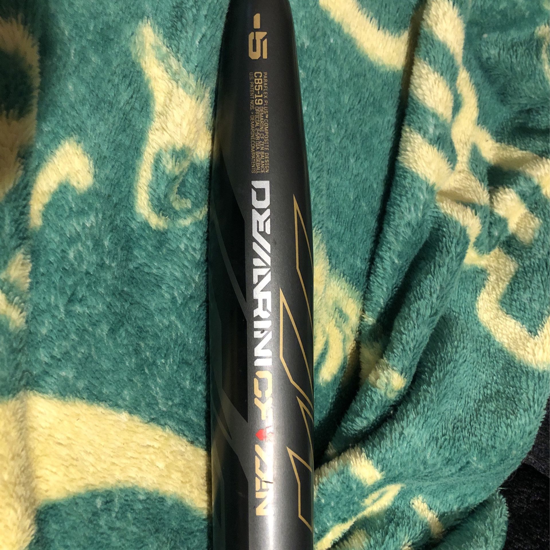 2019 DeMarini CF Zen 32/27 Drop -5 Balanced Basenall Bat
