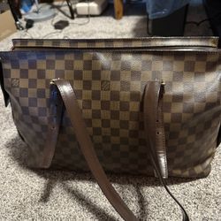 LV Chelsea bag
