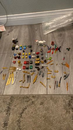 Lego Ninjago, mini figures