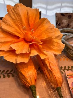 Backdrop, giant flowers – whimsical, party decor three large flowers with stem and base