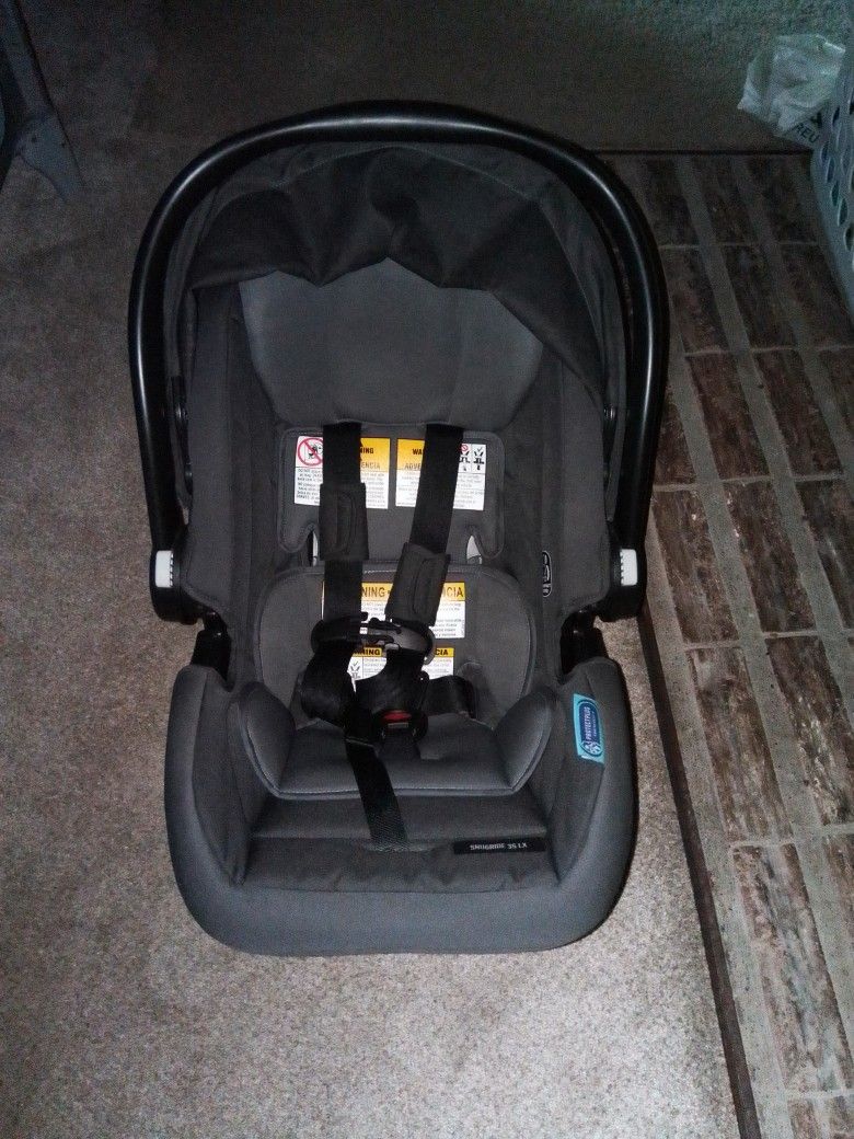 Carseat With Base