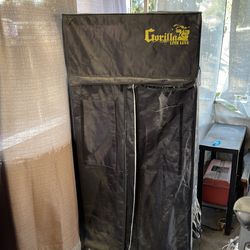 Gorilla Tent