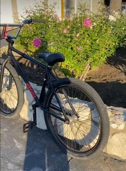 Stranger bike 26 in wheelie bike