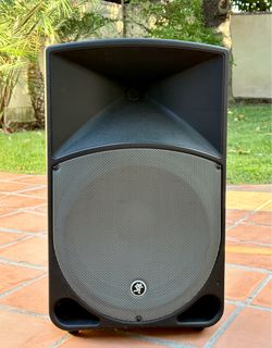 Mackie Thump TH-15A Active Sound Reinforcement Loudspeaker