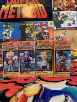 4 Dragonball Wcf Mini figs 