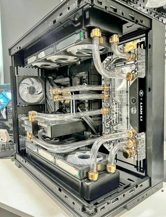 Endgame 4090/9800x3d Watercooled PC