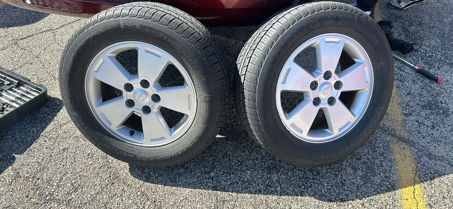 2 used tires,  they are 225/ 60R 16 • 98 H