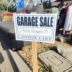 CANYON LAKE - GARAGE SALE / MOVING SALE