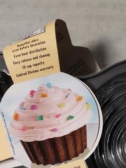 Single Jumbo Cupcake Cake Pan