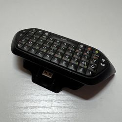 Microsoft xbox sale one chatpad keyboard