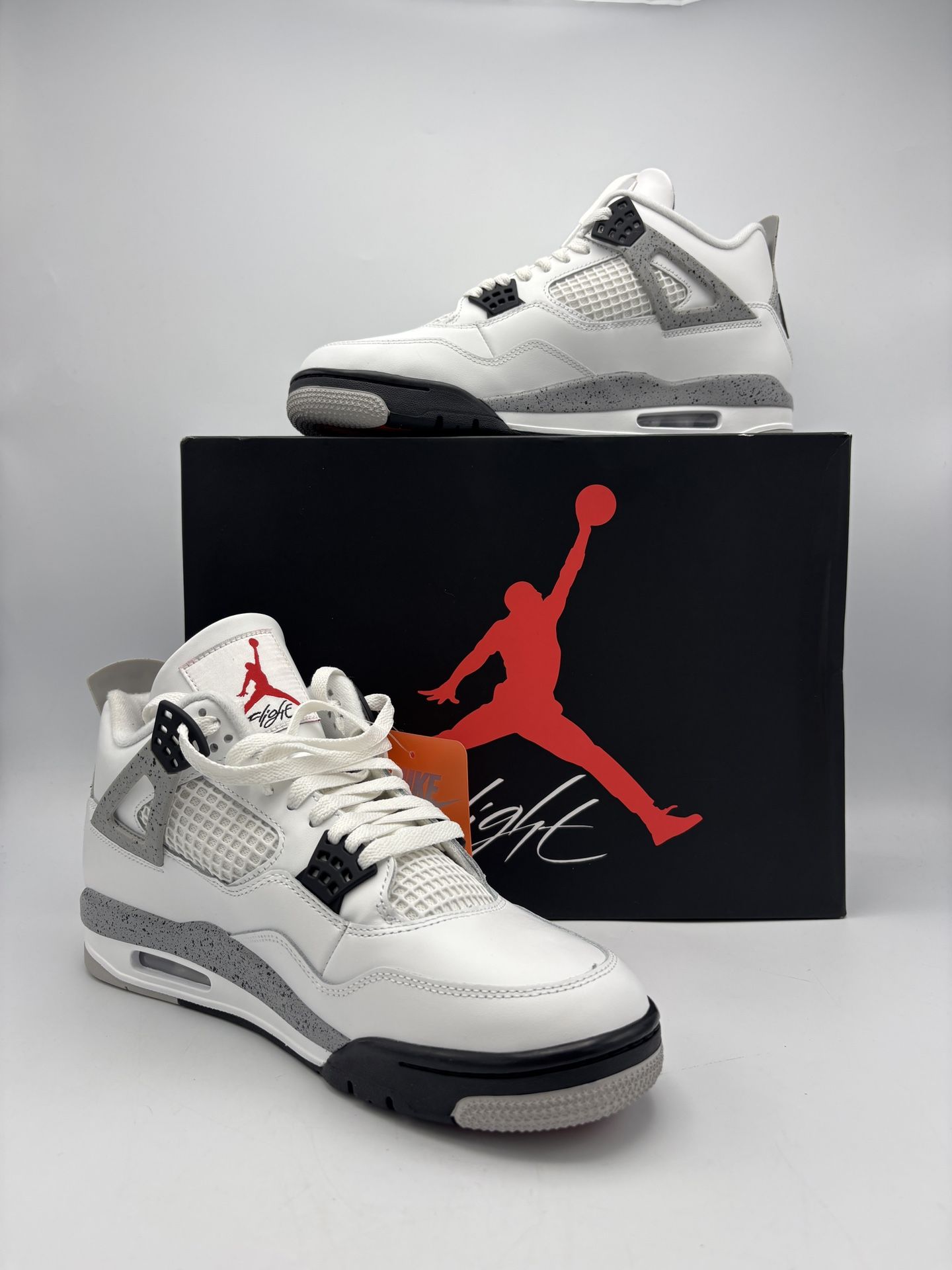 Air Jordan White cement size 11