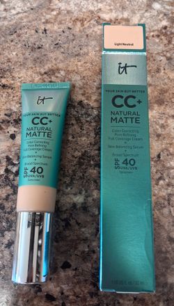 It CC+ Cream Natural Matte Foundation with SPF 40